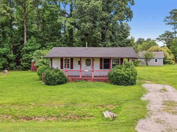 1313 Snug Harbor Road, Hertford, NC 27944