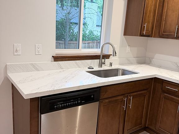 3rd image of 11015 Woodinville Dr APT B