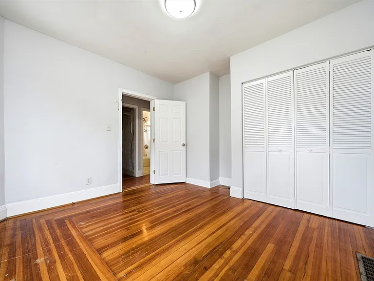 78 Mills St #1 — Photo 15