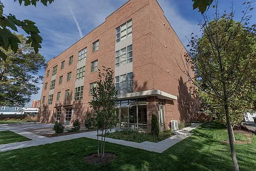905 N Jackson St #204 Photo 1