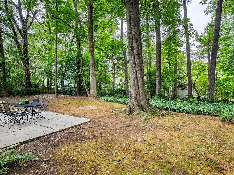 2700 Brook Park Way — Photo 48