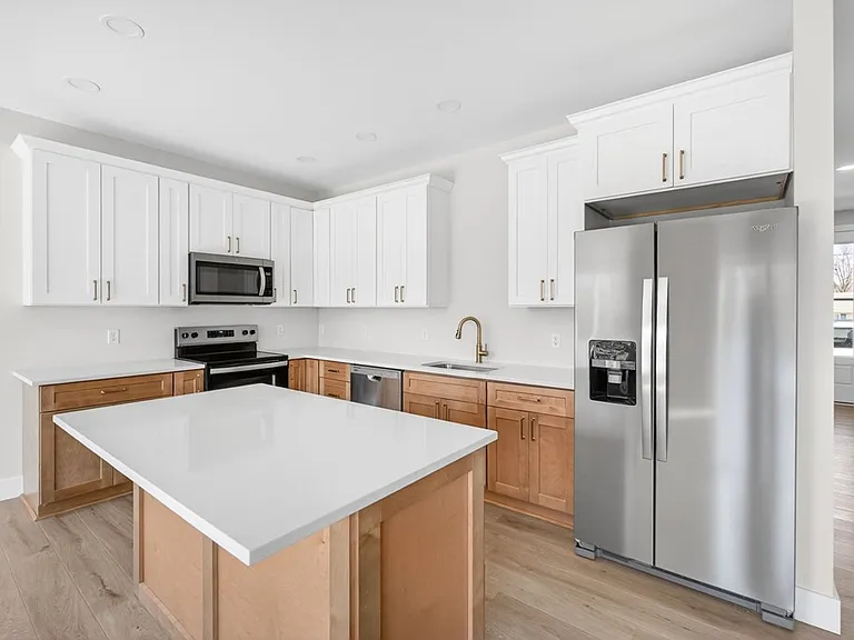 212 W Jere Whitson Rd #212 — Photo 17