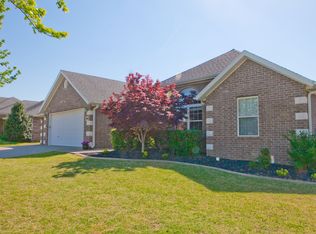 606 Leisure Ln, Bentonville, AR 72712
