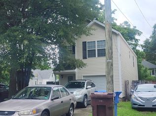 2865 Springfield Ave, Chesapeake, VA 23325