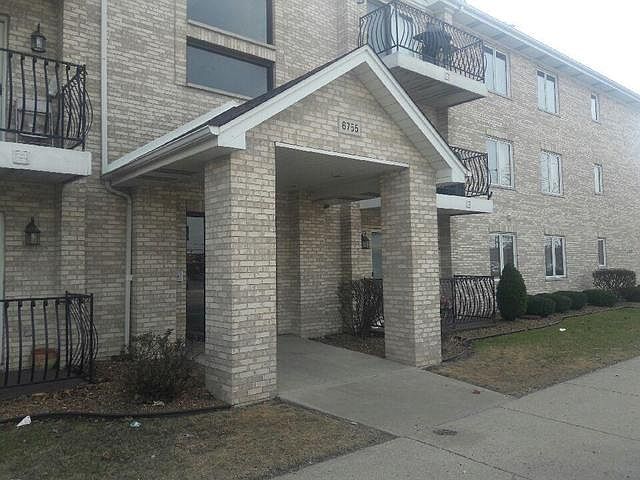 1st image of 6755 W 63rd St Unit B1s