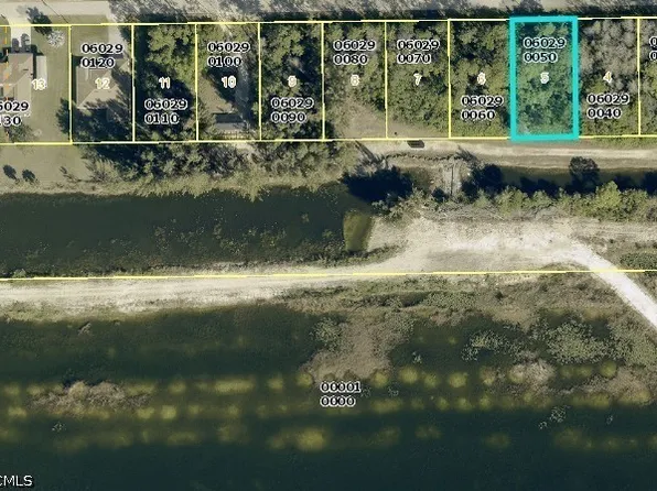 181 Ocean Park Dr, Lehigh Acres, FL 33972