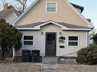 2318 F St, Omaha, NE 68107