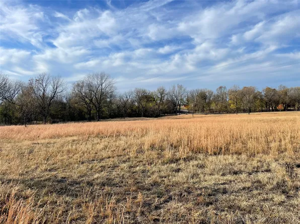 4060 South Rd, Oologah, OK 74053