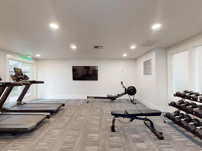 Redmond Place Apartments — Photo 6
