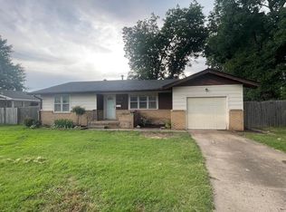 720 N 14th St, Ponca City, OK 74601