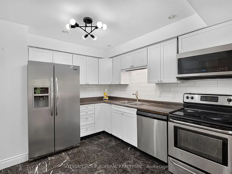 14 Mullis Cres — Photo 12