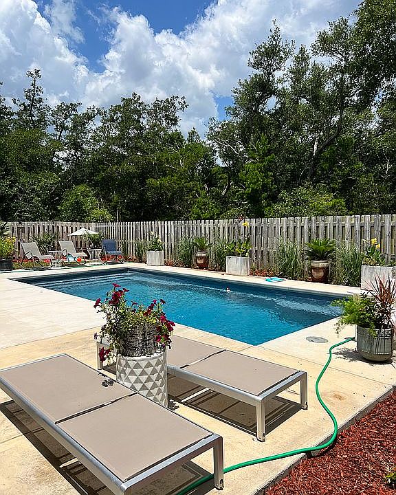 14’x29’ salt water pool 