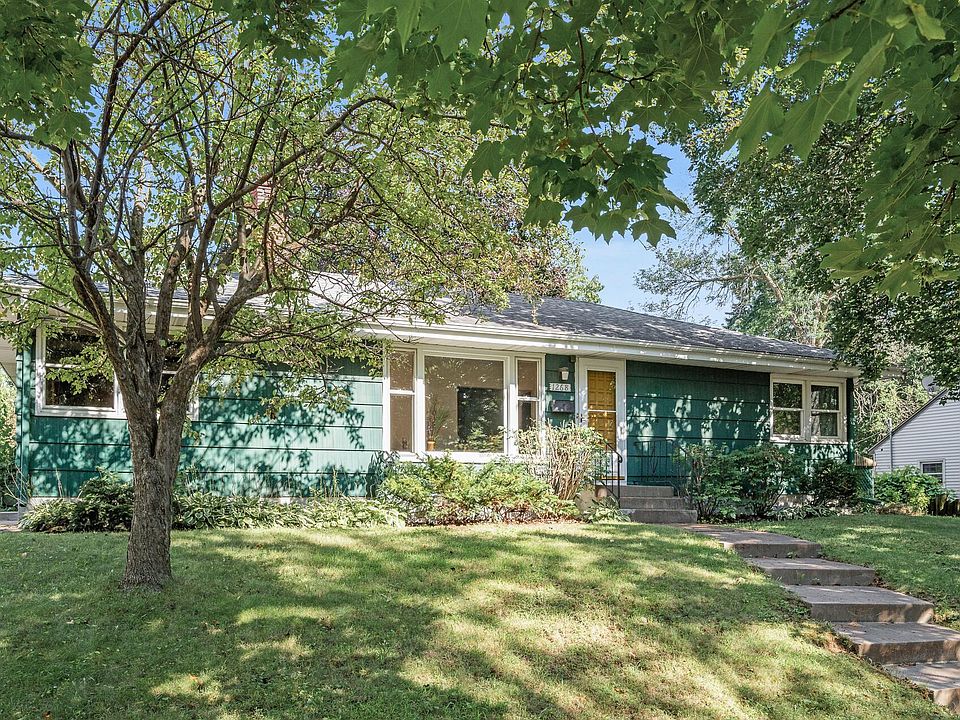 1st image of 1268 Macarthur Ave