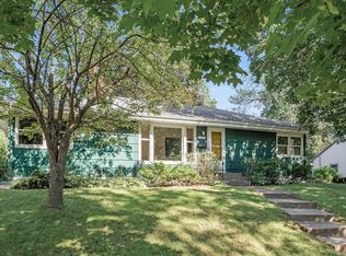 1268 Macarthur Ave, West Saint Paul, MN 55118