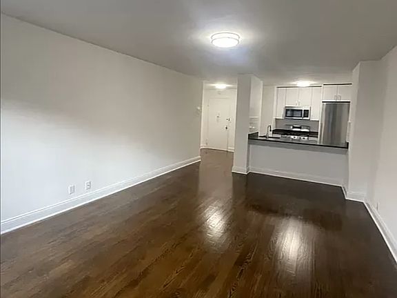 3rd image of 400 E 89th St APT 12K