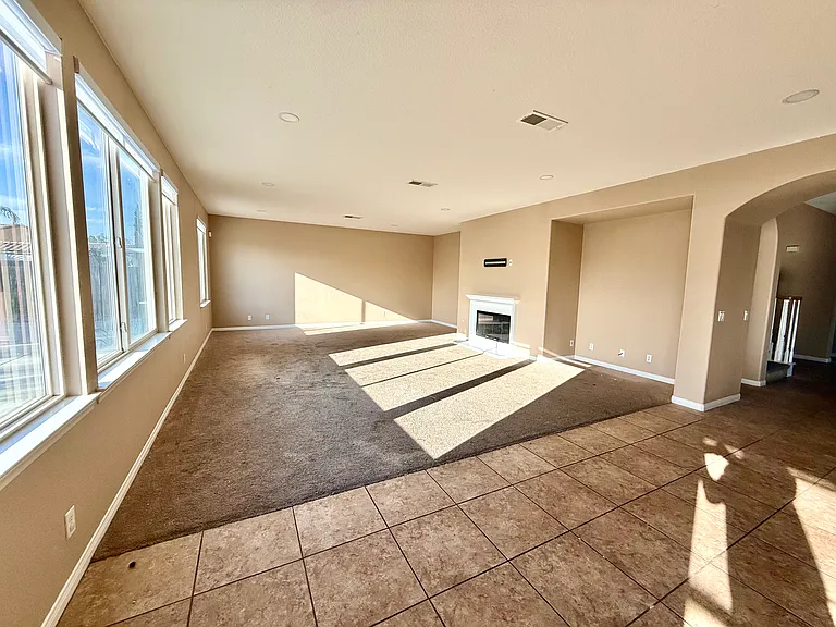 34413 Waltham Pl — Photo 12