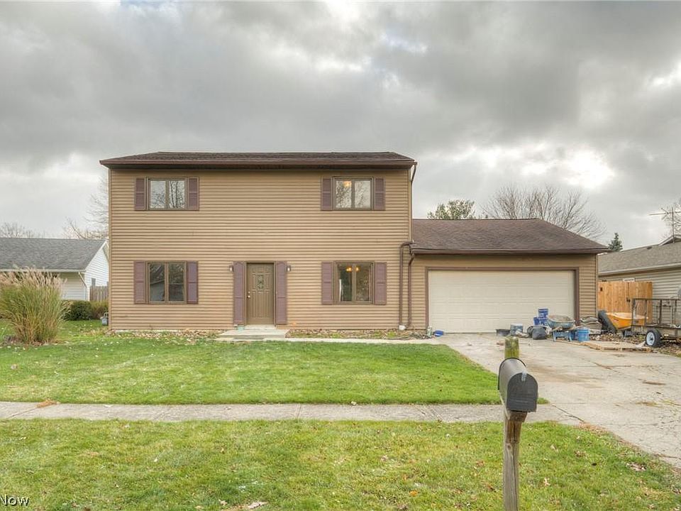 1st image of 134 Villanova Cir