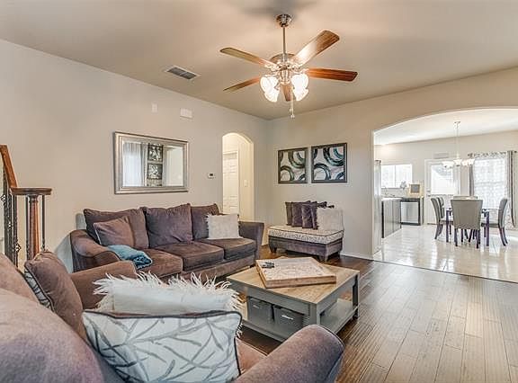 5th image of 5640 Grenada Dr
