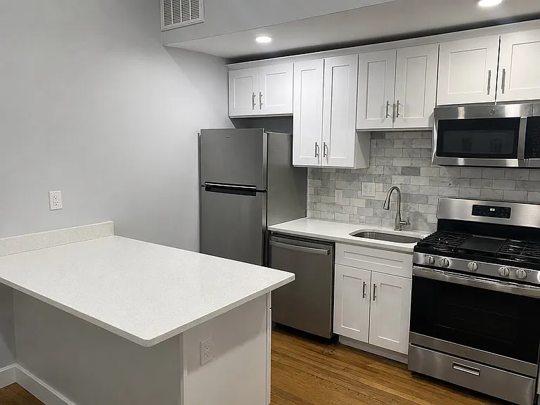 475 Massachusetts Ave #2A — Photo 3