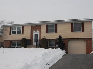 287 Stone Mill Dr, Elizabethtown, PA 17022