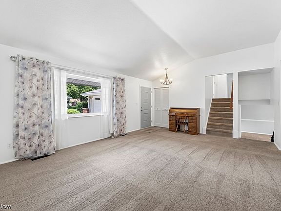 4th image of 24185 Carla Ln