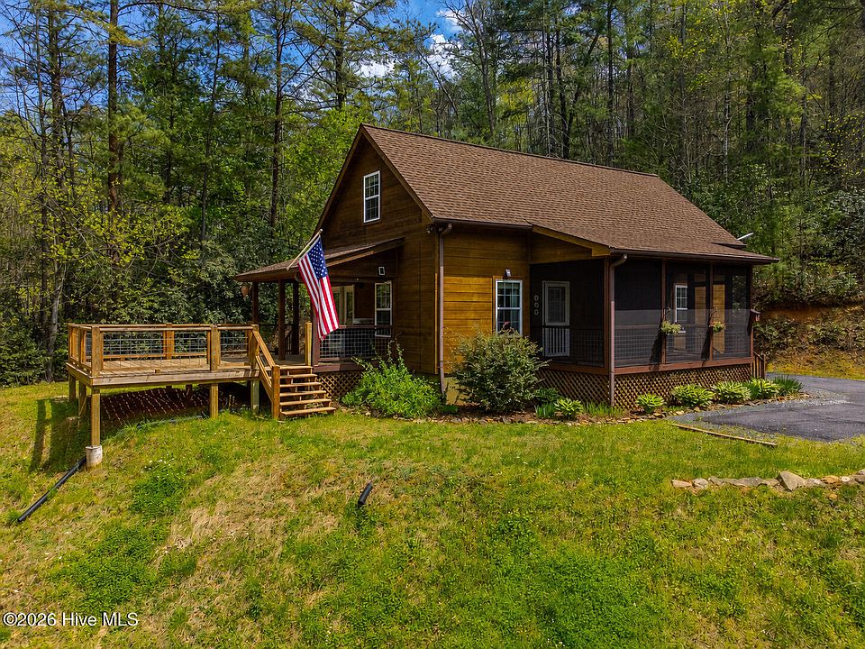 1st image of 138 Hubbell Lane