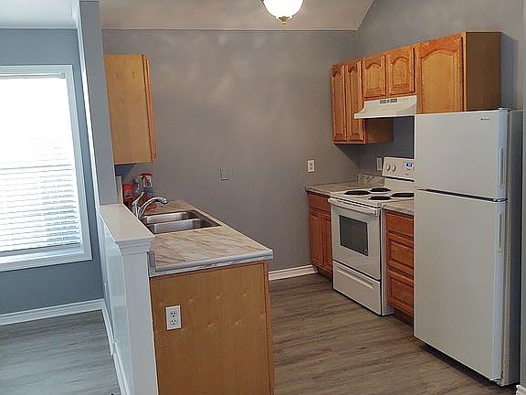 New counter tops, D/W