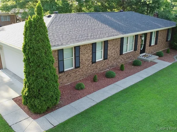 5114 Barry Ln, Floyds Knobs, IN 47119