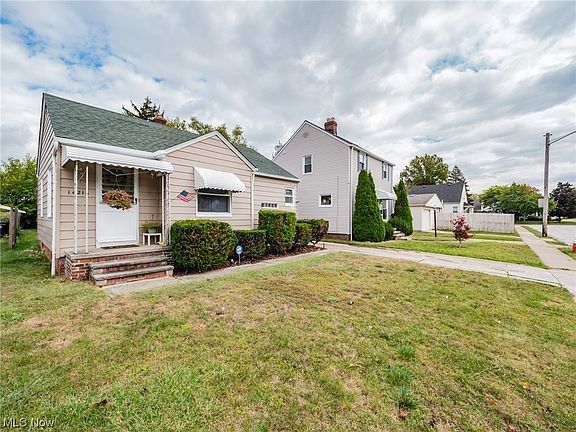 2nd image of 14216 Birchwood Ave