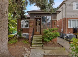 1 Rambert Cres, Toronto, ON M6S1E5