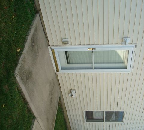 2nd image of 392 Jonathon Dayton Way