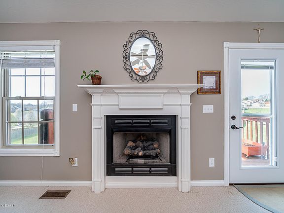 3rd image of 257 Mockingbird Dr