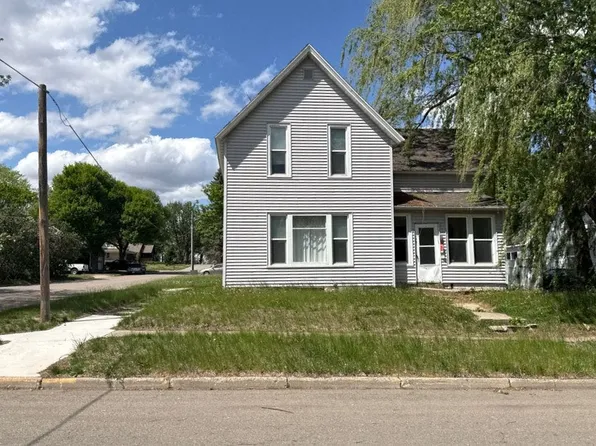 401 E Humphrey St, Lake Crystal, MN 56055