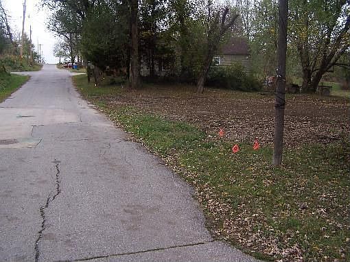 2nd image of 303 Dameron St