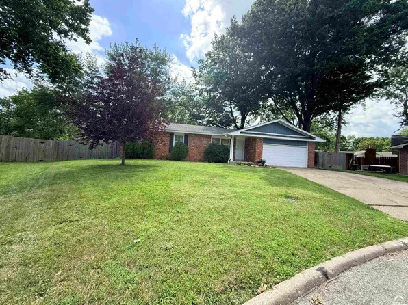 3515 W 8th Ct, Lawrence, KS 66049