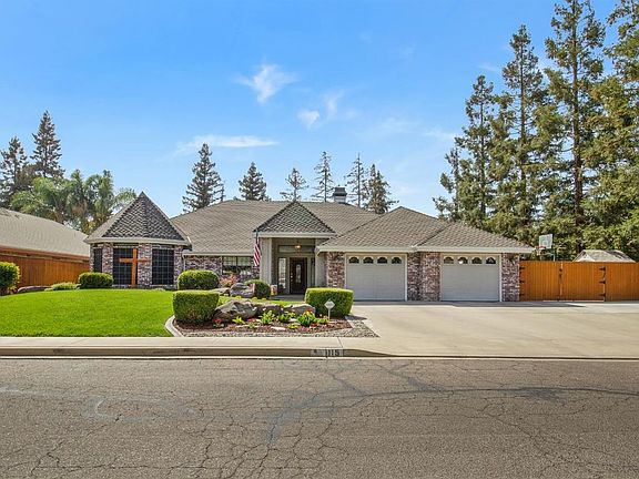 2nd image of 115 E La Vida Ave