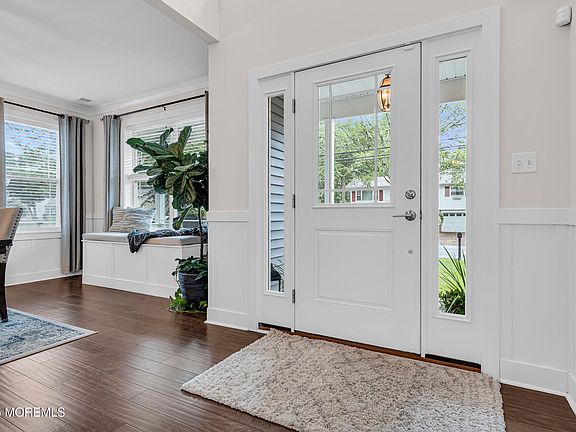 4th image of 798A Warren Street #A