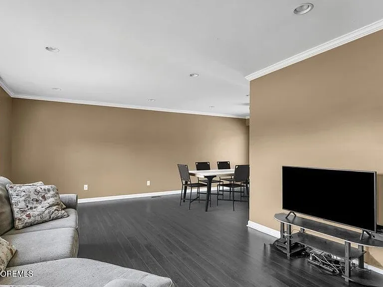 960 Green Hill Blvd — Photo 44