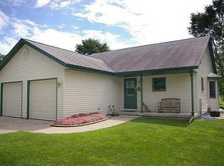 509 N 1st St, Palmyra, WI 53156