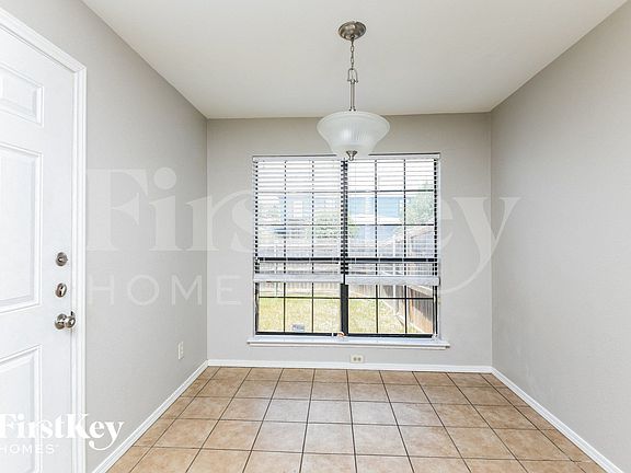 5th image of 4335 Largo Dr