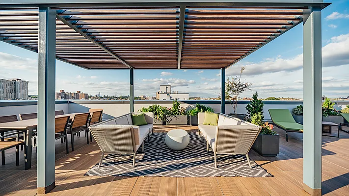 Rented by Nooklyn NYC LLC | media 87