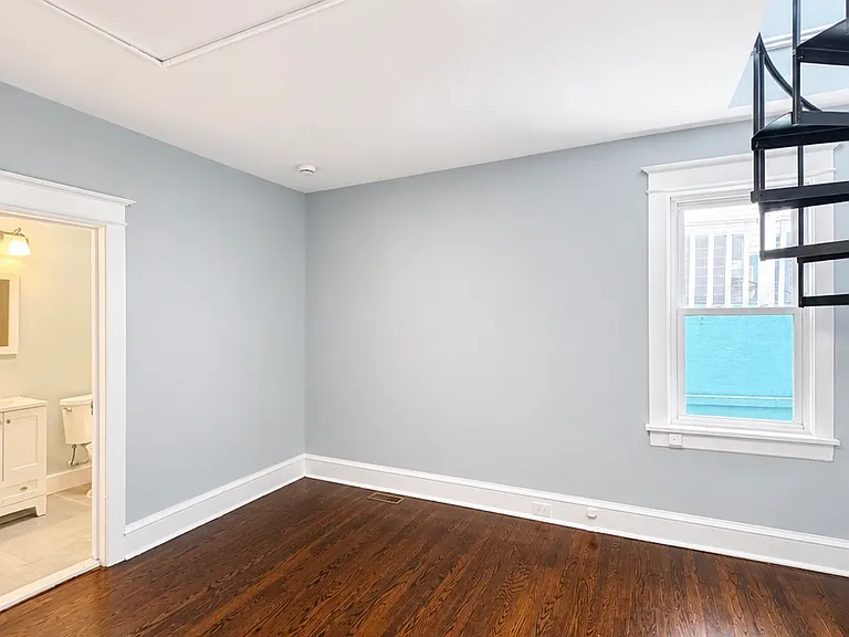 19 S Vassar Sq #3 — Photo 7