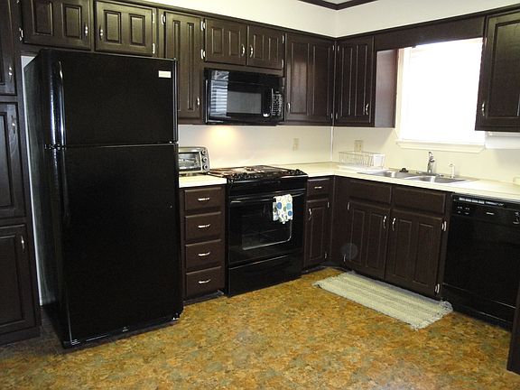 5th image of 1373 S 11th St #D6