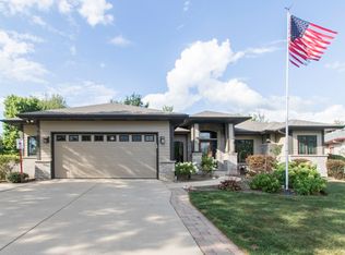 730 Friar Dr, Aurora, IL 60505