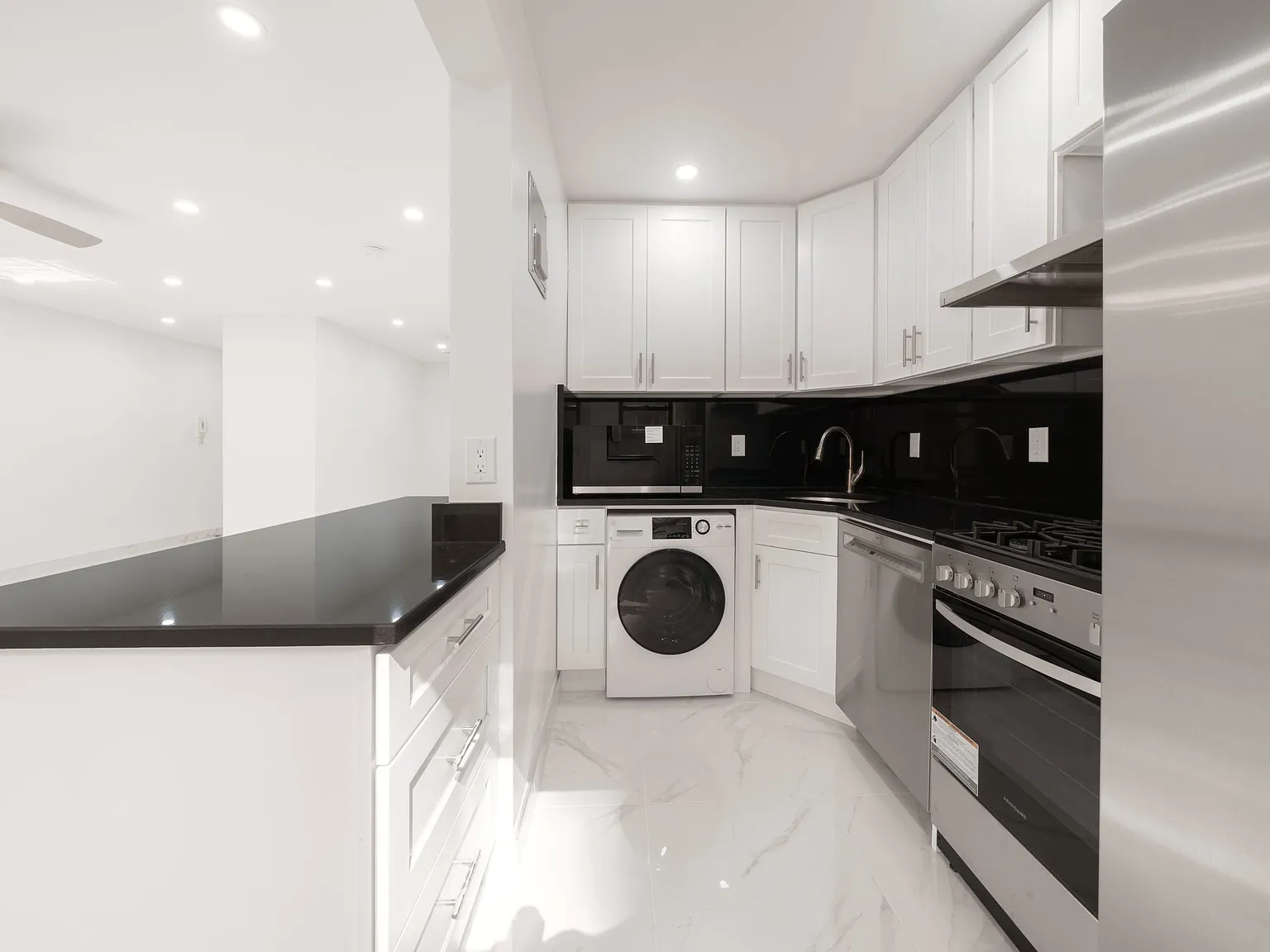 116 Central Park South — Photo 4