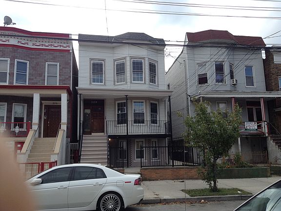 3rd image of 2154 Quimby Ave