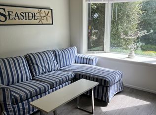 231 Linden Ave APT 1, Carpinteria, CA 93013