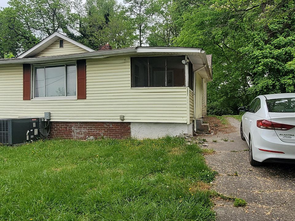 1st image of 2831 Nichols Ave