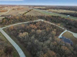 2066 Parkview Dr, Wills Point, TX 75169