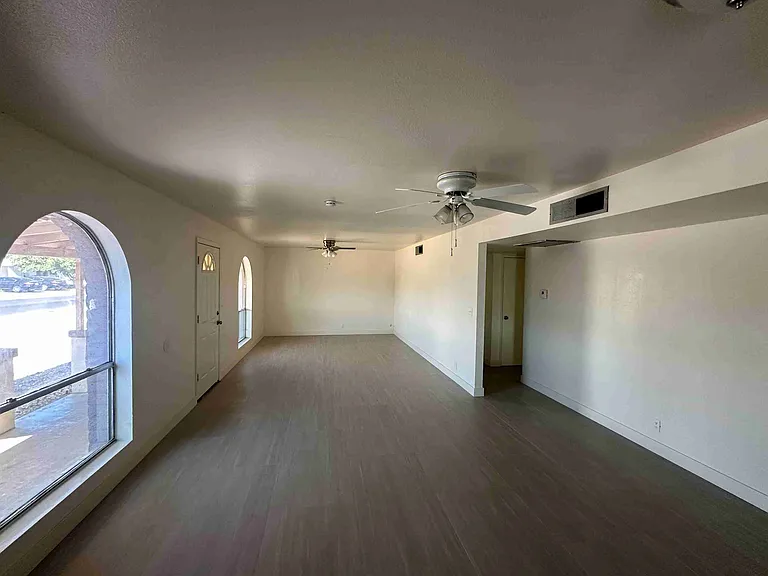 1127 W Frito Ave — Photo 12